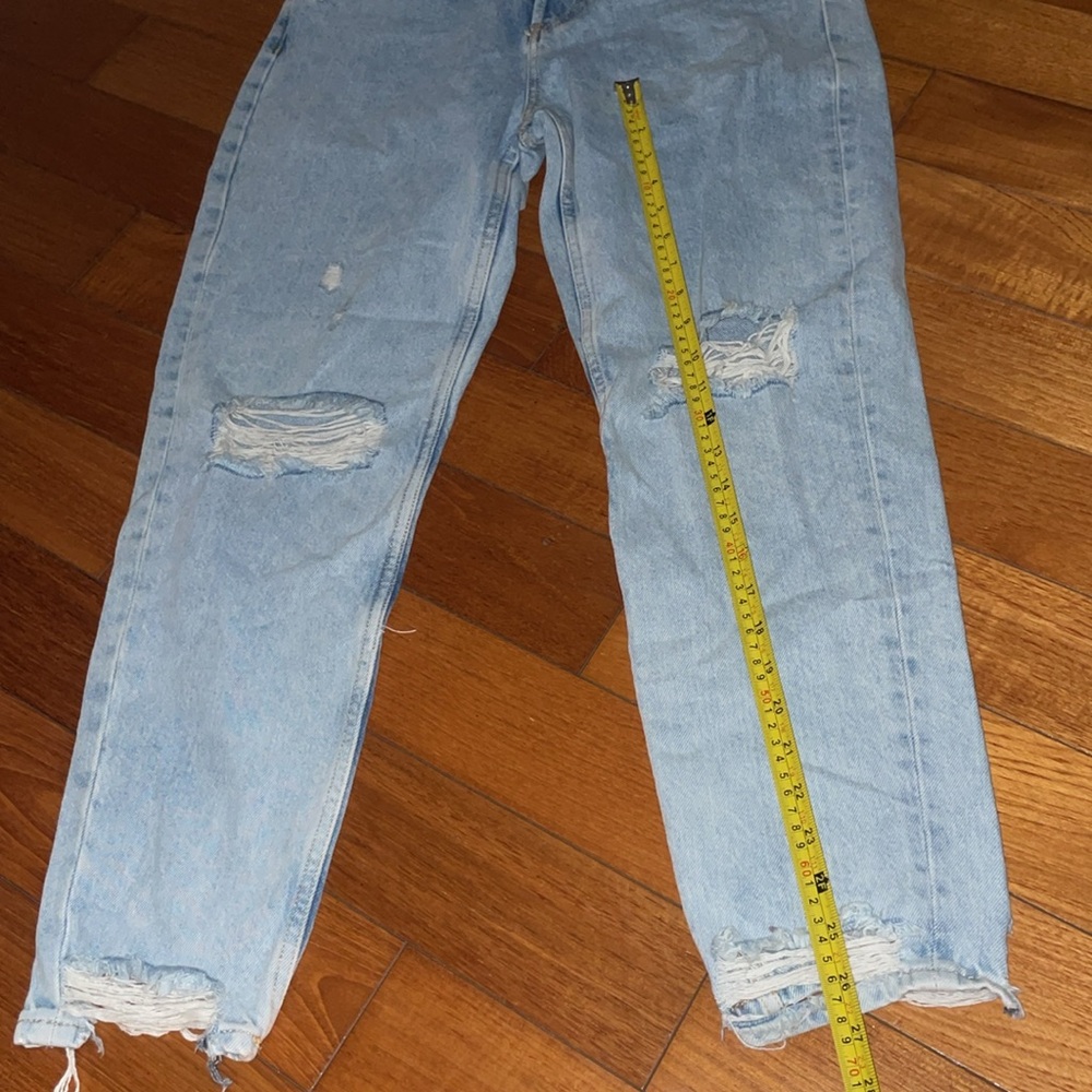 Distressed Light Blue Jeans Zara button up size 6 - Picture 6 of 6